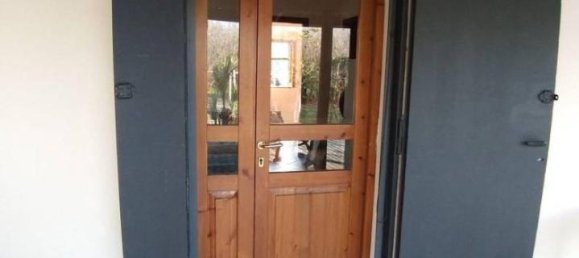 3 rooms House in Poggiomarino, Italy No. 19141 18