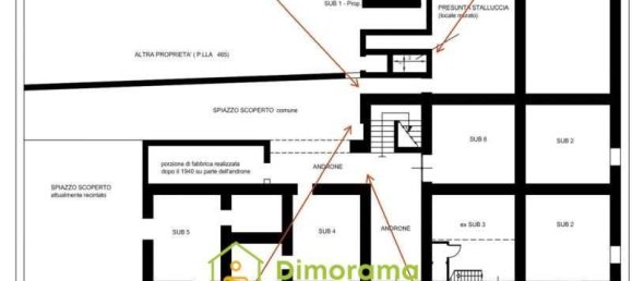 1 room Commercial property in Torre del Greco, Italy No. 270452 6