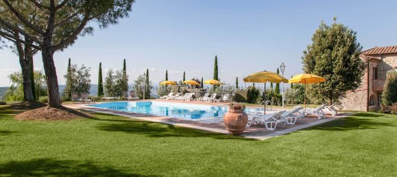 12 rooms House in Torrita di Siena, Italy No. 235069 4