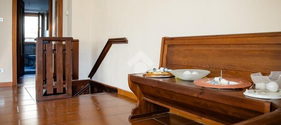 2 غرف نوم شقة في Saint Christophe, Italy رقم 28274 54