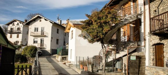 2 غرف نوم شقة في Saint Christophe, Italy رقم 28274 88