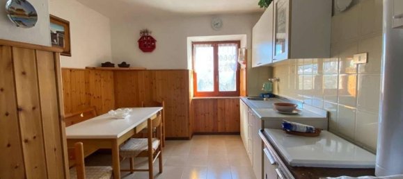 10-Zimmer Haus in Varese Ligure, Italy, Nr. 105883 7