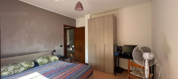 Квартира с 2 спальнями в Кадельбоско ди Сопра, Италия № 325244 5