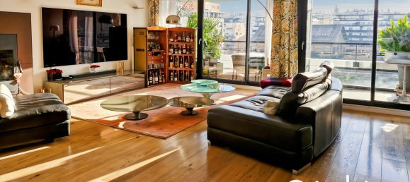 3 bedrooms Apartment in Paris, France No. 113828 2