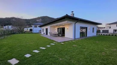 4 rooms Bungalow in St. Georgen am Langsee, Austria No. 177498