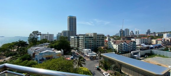 3 bedrooms Condo in Pattaya, Thailand No. 22756 2