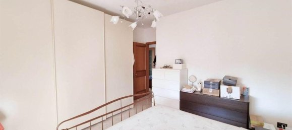 4 bedrooms Apartment in Massa, Italy No. 372111 15