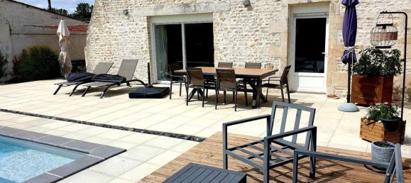 4 Schlafzimmer Haus in Longeves, France, Nr. 99388 2