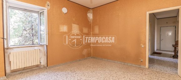 Квартира с 3 комнатами в Витербо, Италия № 9133 8