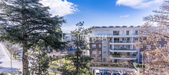 Квартира с 3 комнатами в Витербо, Италия № 9133 36