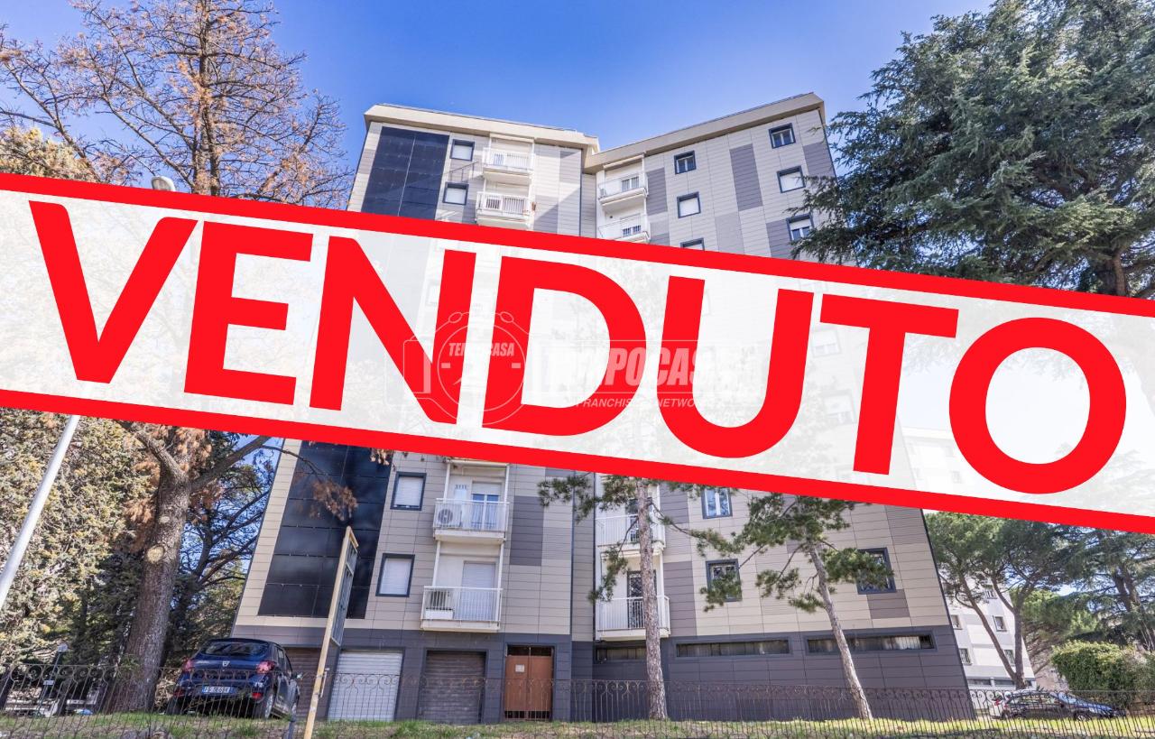 Квартира с 3 комнатами в Витербо, Италия № 9133