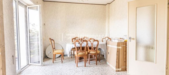 Квартира с 3 комнатами в Витербо, Италия № 9133 33