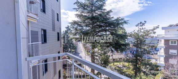 Квартира с 3 комнатами в Витербо, Италия № 9133 37