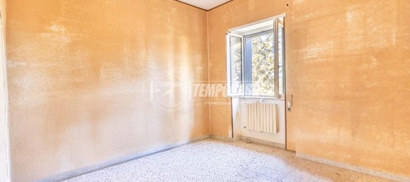 Квартира с 3 комнатами в Витербо, Италия № 9133 13