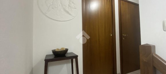 3 rooms Apartment in Seriate, Italy No. 235894 6
