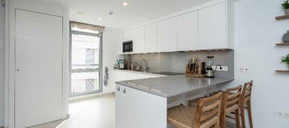 3 غرف نوم بانتهاوس في Marbella, Spain رقم 128957 8