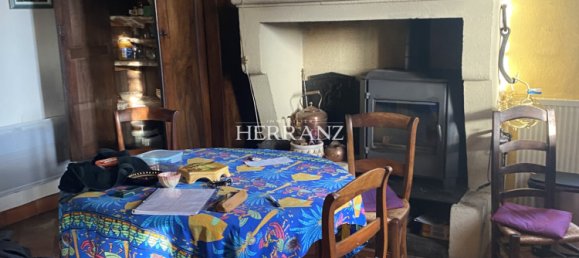 4 bedrooms House in Perissac, France No. 104678 9