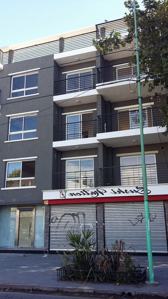 Studio in Lomas de Zamora, Argentina No. 17011