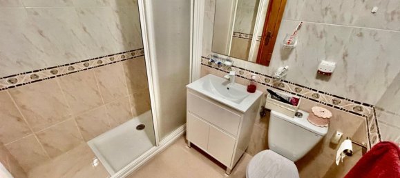 Apartamento de 3 dormitorios en Alicante, Spain No. 167995 19