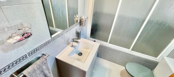 Apartamento de 3 dormitorios en Alicante, Spain No. 167995 10