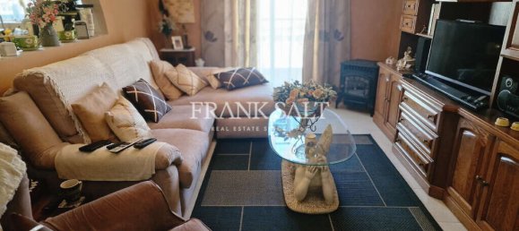 3 Schlafzimmer Wohnung in Tarxien, Malta, Nr. 2204 3