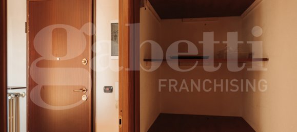 2 bedrooms Apartment in Pinerolo, Italy No. 97527 27