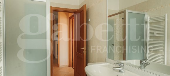 2 bedrooms Apartment in Pinerolo, Italy No. 97527 17