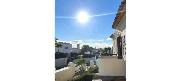 2 bedrooms Villa in Alicante, Spain No. 176462 4