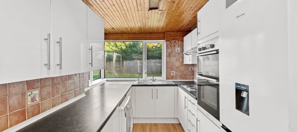 Casa T3 em Horley, United Kingdom N.º 1046 21