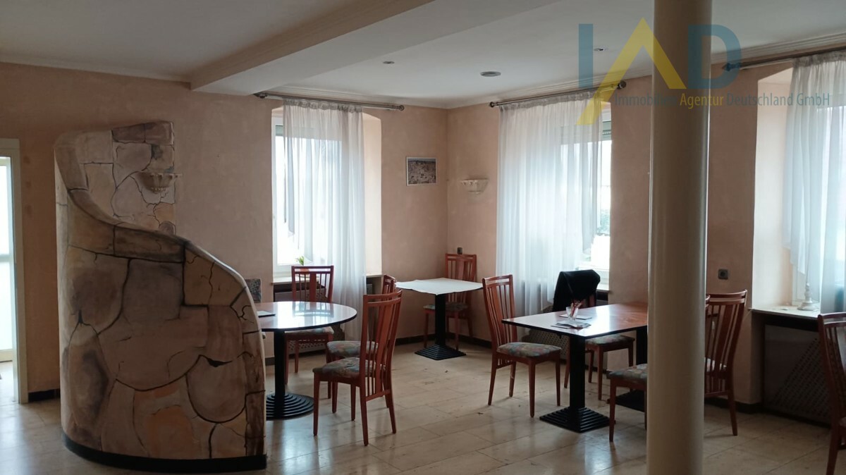 Cafe / Restaurant in Tauberbischofsheim, Germany 320m², Nr. 17850