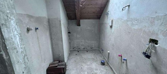 4 rooms Apartment in Alba, Italy No. 232375 9