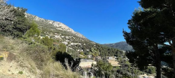 848m² Land in Eze, France No. 263994 11