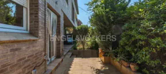 5 bedrooms Townhouse in Cerdanyola Del Valles, Spain No. 174944 11