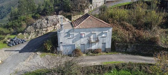 Дом с 3 спальнями в Пампильоза да Серра, Португалия № 166478 3