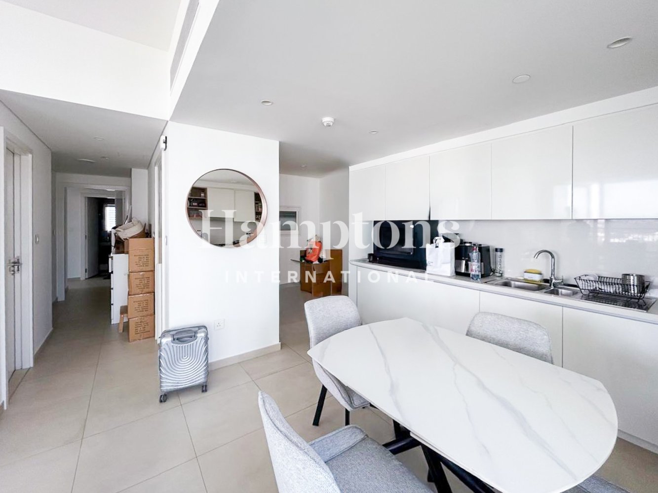 Квартира с 2 спальнями в Zabeel, ОАЭ № 123565