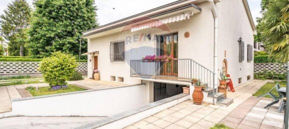 3-Zimmer Villa in Saronno, Italy, Nr. 89566 5