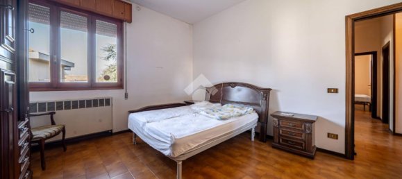 7 rooms Villa in Baricella, Italy No. 236929 25