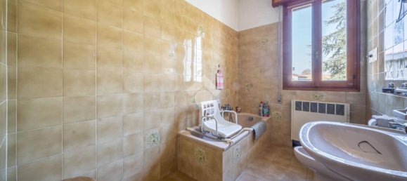 7 rooms Villa in Baricella, Italy No. 236929 8