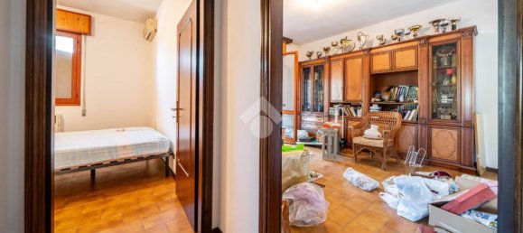 7 rooms Villa in Baricella, Italy No. 236929 10