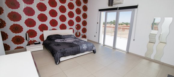 4 bedrooms Villa in Xylofagou, Cyprus No. 22390 12