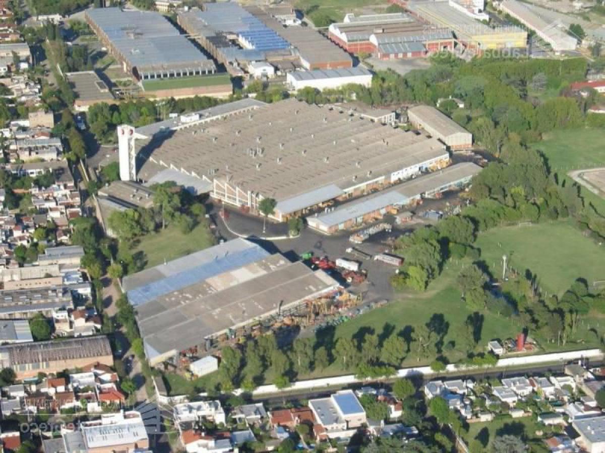 10000m² Commercial property in Moron, Argentina No. 23395