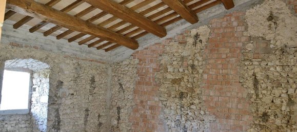 4 rooms House in Vallo di Nera, Italy No. 67480 6