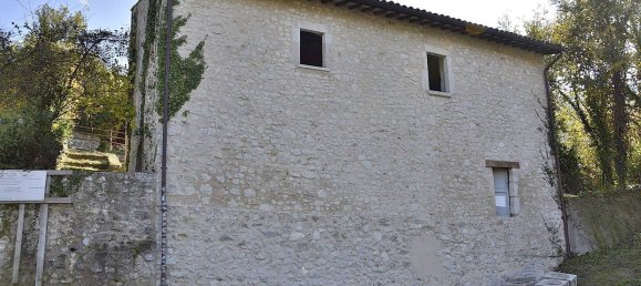 4 rooms House in Vallo di Nera, Italy No. 67480 17