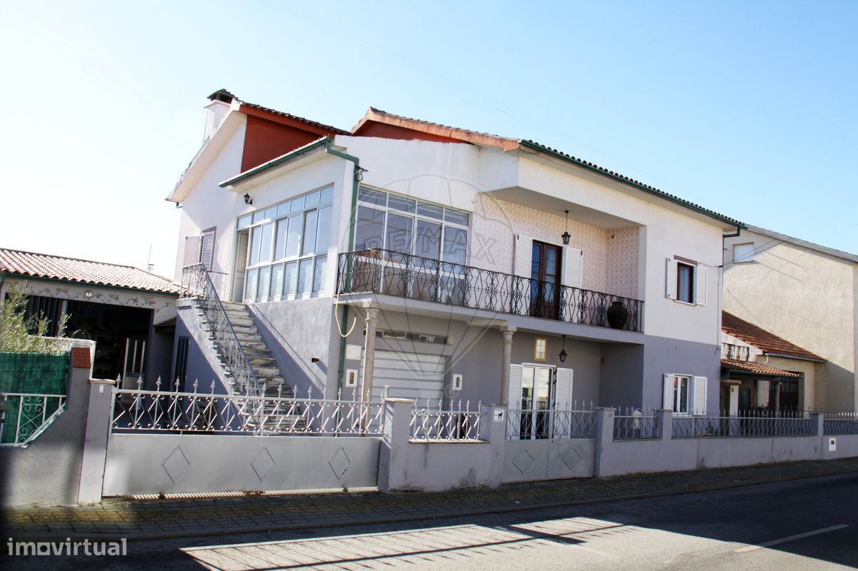 7 غرف نوم منزل في Castelo Rodrigo, Portugal رقم 176384