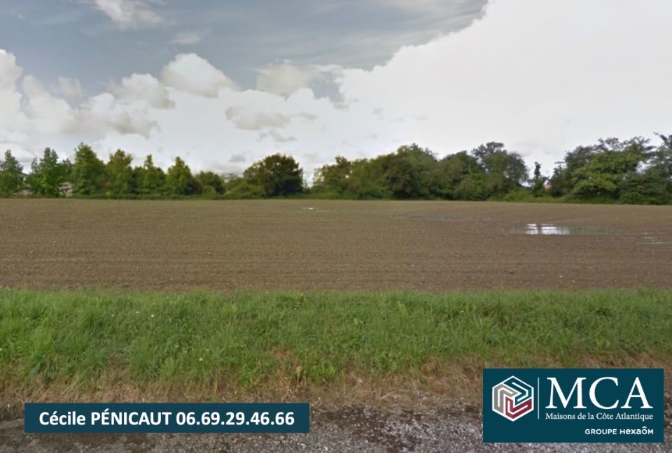621m² Land in Clermont, France No. 111917