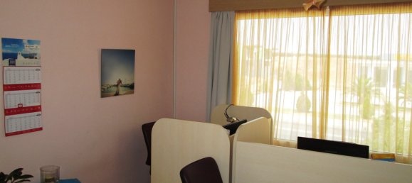 300m² Property in Chalkidiki, Greece No. 7052 10