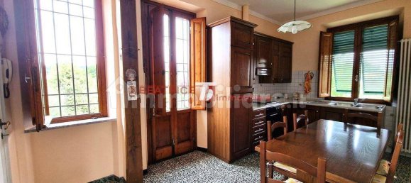 Villa de 3 dormitorios en Lucca, Italy No. 100339 4