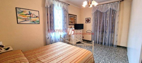 Villa de 3 dormitorios en Lucca, Italy No. 100339 8