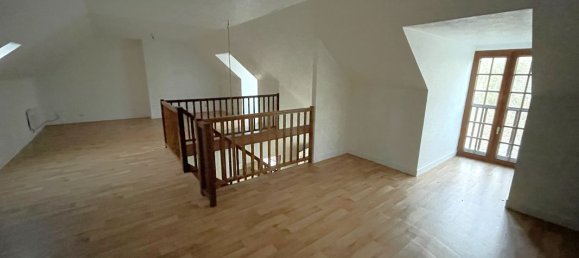 Casa de 3 dormitorios en Nogent-le-Phaye, France No. 85595 8