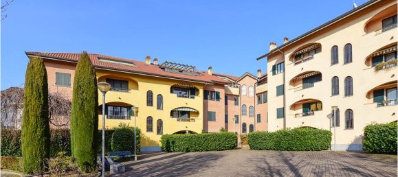 3 Schlafzimmer Doppelhaus in Cesano Maderno, Italy, Nr. 345640 3